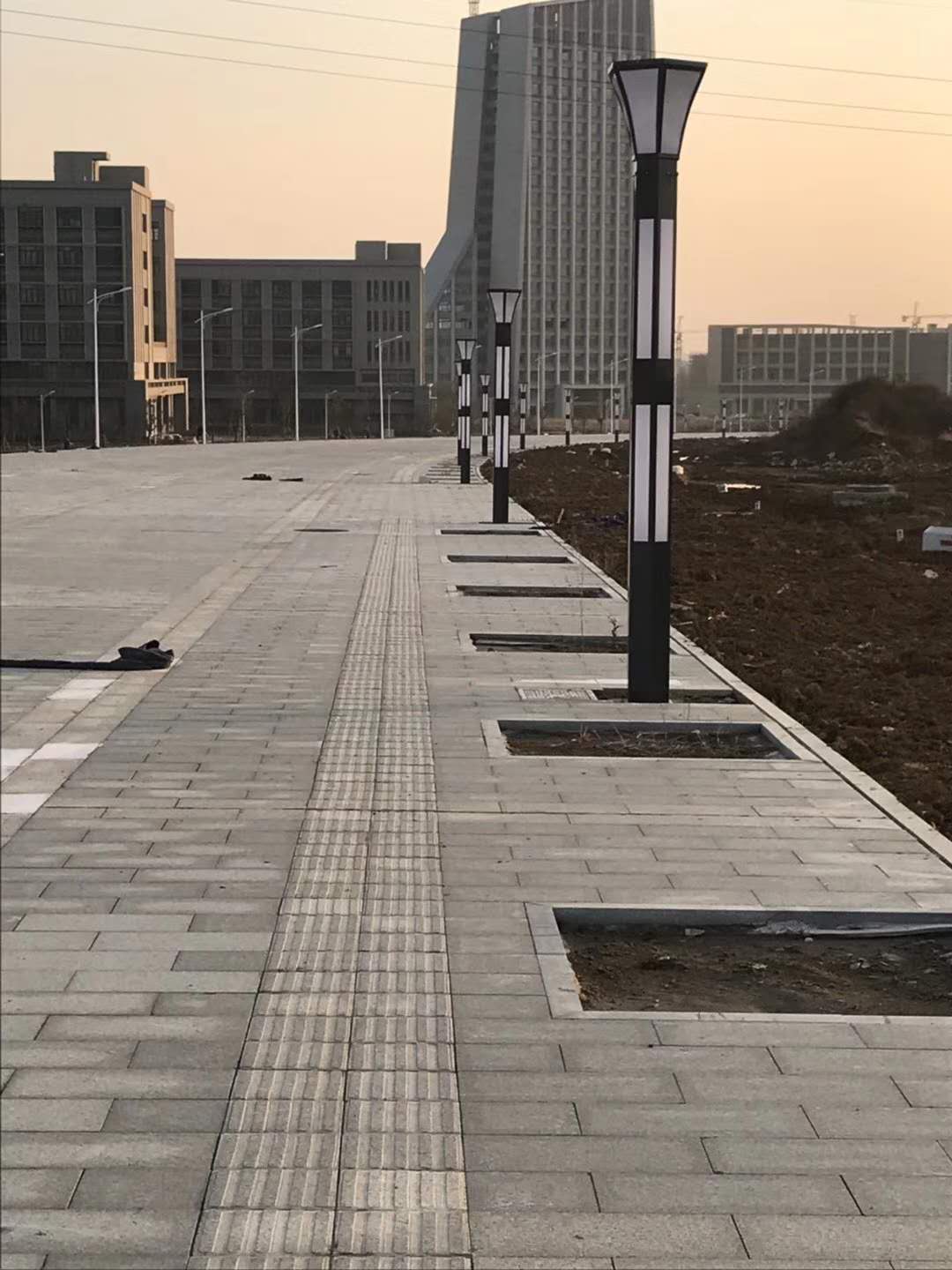 LED路燈、庭院燈、景觀(guān)燈_ led路燈價(jià)格